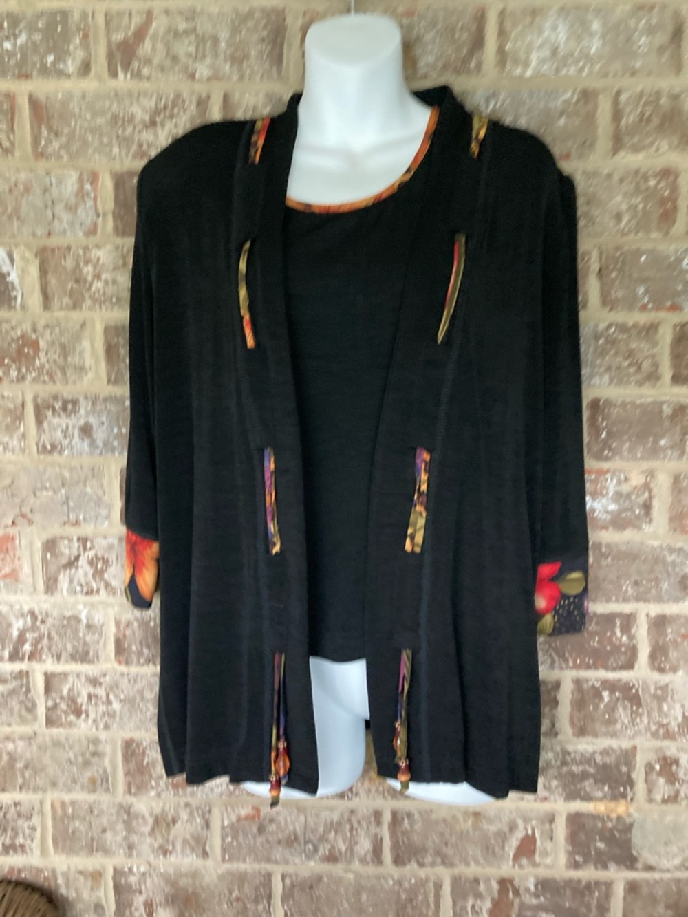 Beautiful Christina Hope 2 Piece Cardigan and Top Beaded Ensemble M/L